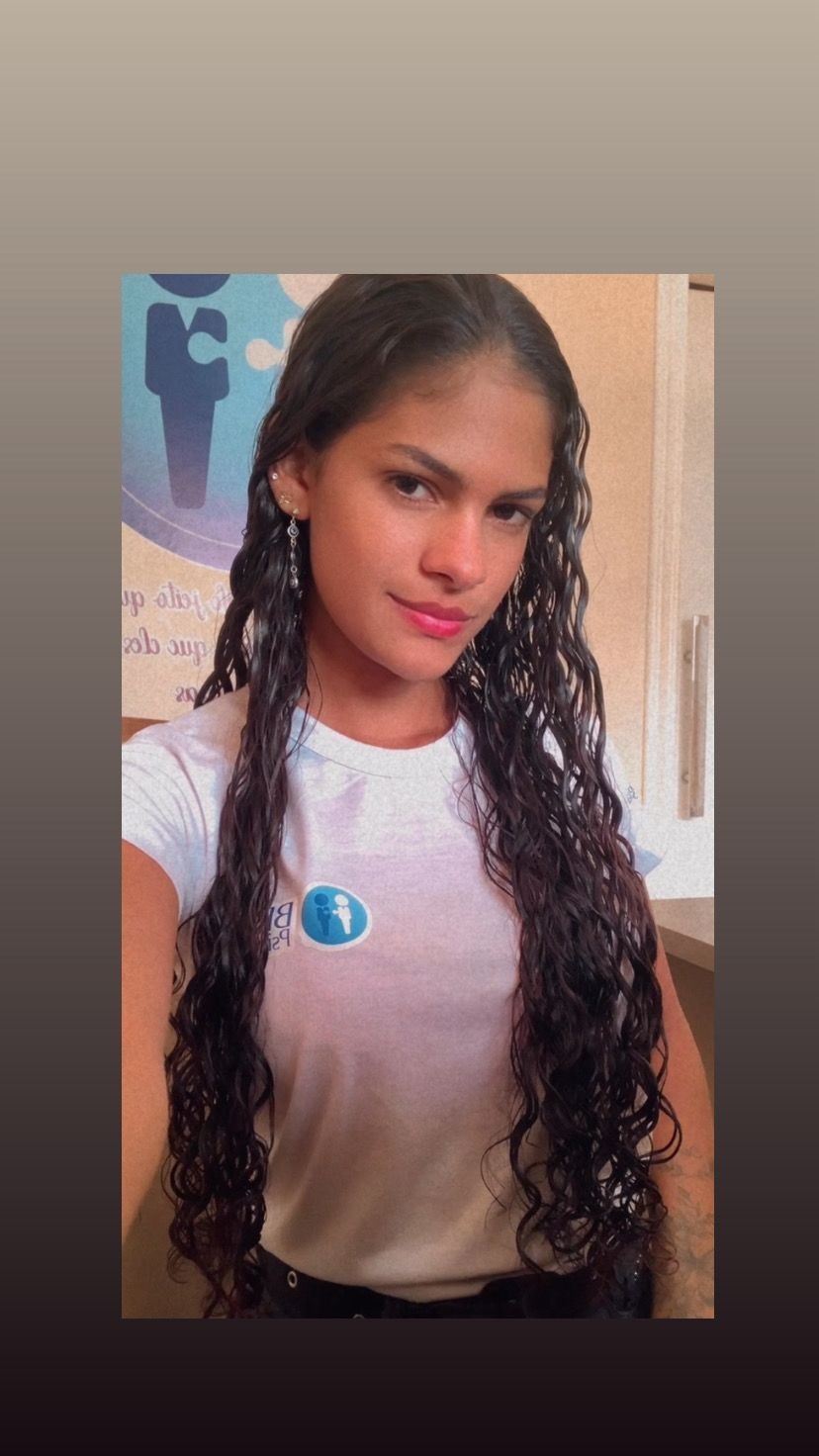 - Bianca de Assis